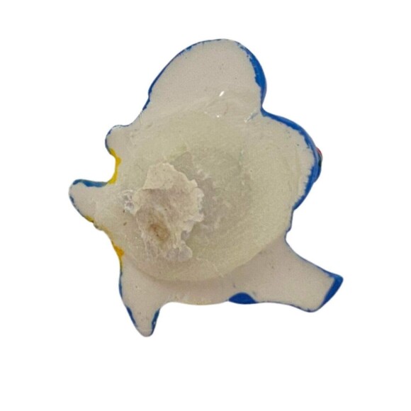 Shank Two hole Novelty Hand Painted Buttons lot of 14 Flowers Tea Pot Polar Bear - Picture 8 of 15